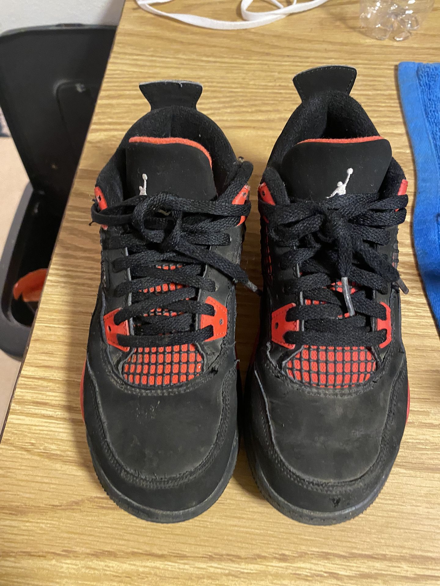 jordan 4 size 2.5y