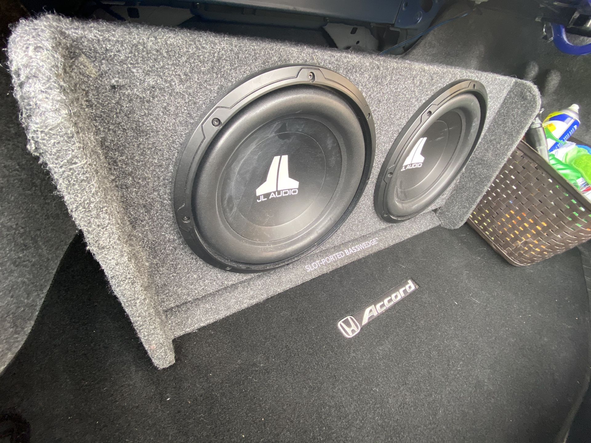 2 12 JL Audio Subwoofers only used for 3 months