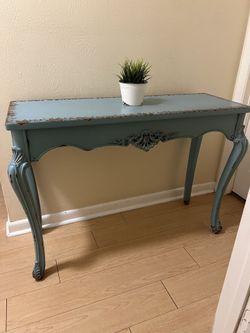 Beautiful Antique  Rustic style