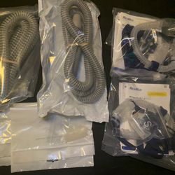 2 ResMed Mirage Swift II Nasal Pillow Masks And Accessories 