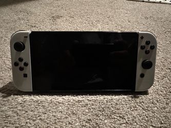 Nintendo Switch Oled (Used)