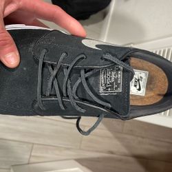  black suede Nike SB Zoom Janoski