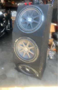 Kicker Comp Subwoofers with Power Acoustik and Caliber Amps