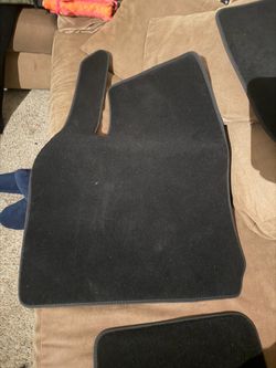Tesla Carpet Car Floor Mat Set- tesla model y-2023