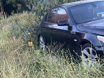 07 BMW 525i FOR PARTS $500 obo