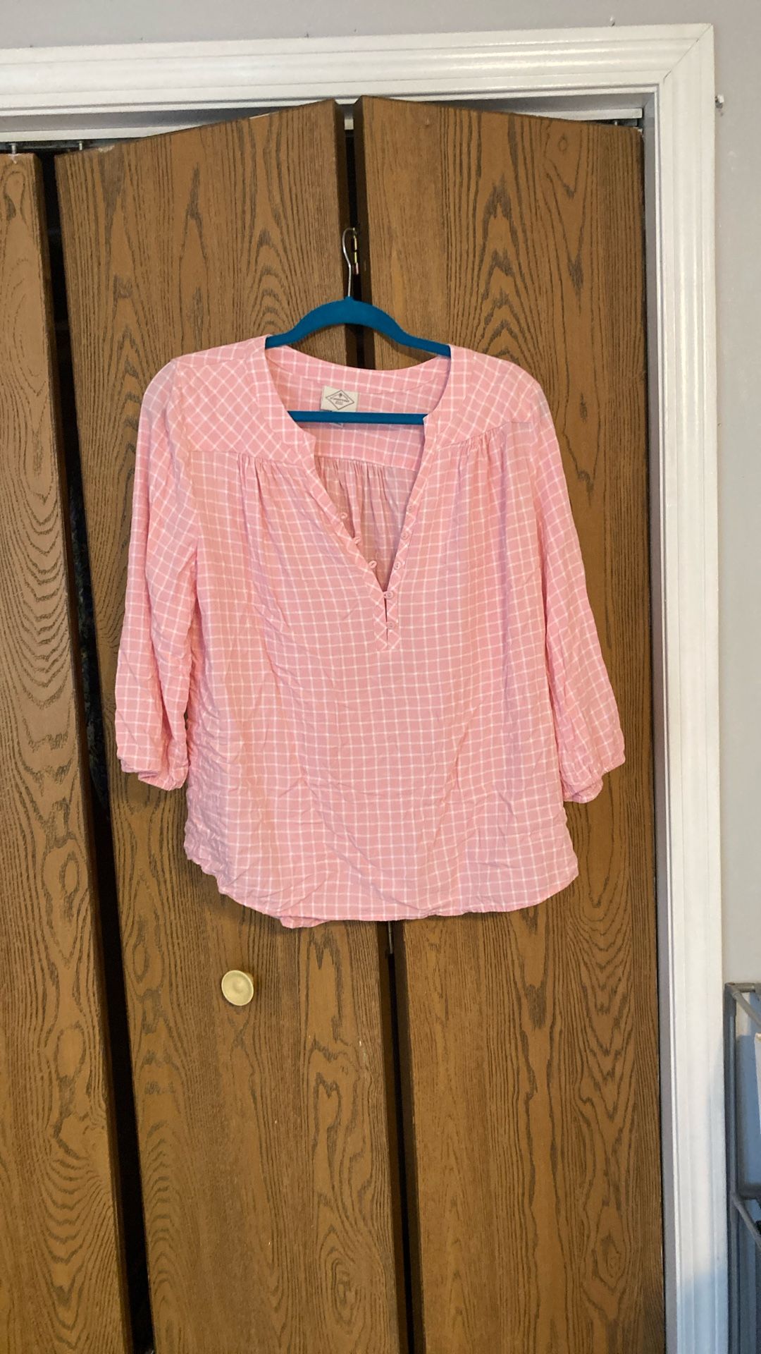 Minimal length, pink and white striped top size large