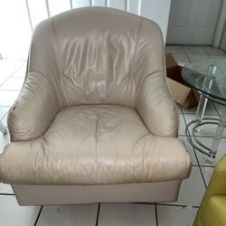 Free 2 Swivel Armchairs 