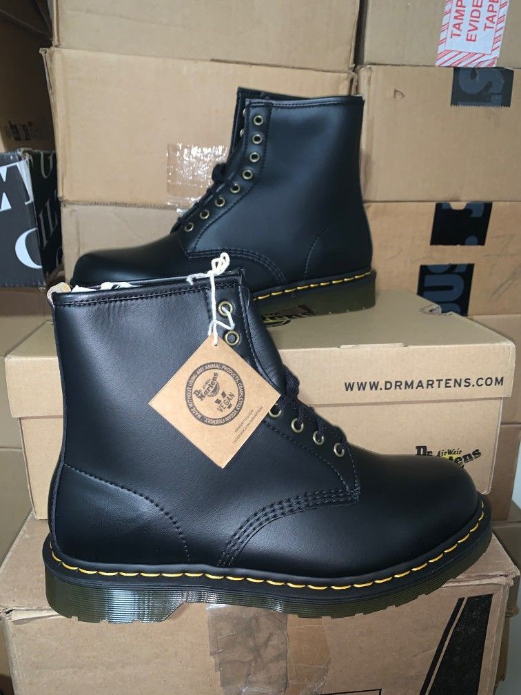 Brand New Men's Dr Martens Boots Size 12