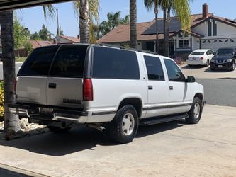 1998 GMC Suburban