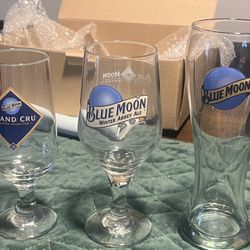 Blue Moon Glass Set