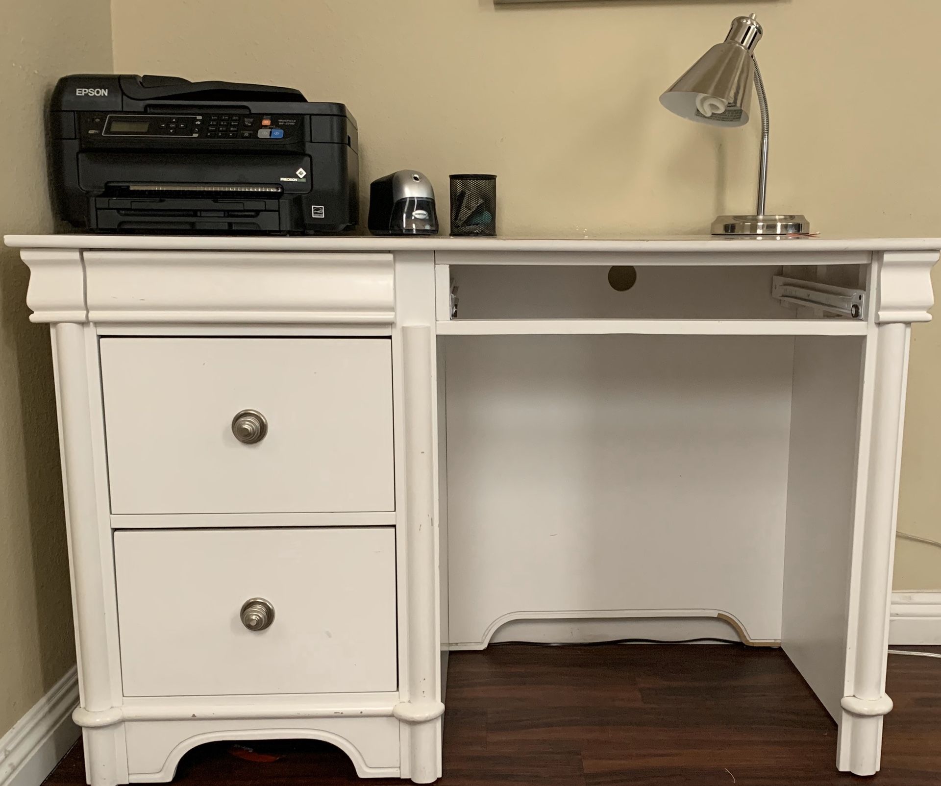 White Desk