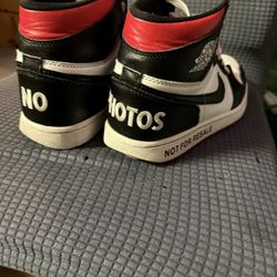 No Photos Nike Jordan’s 