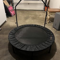 Exercise trampoline 