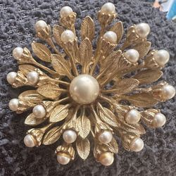 VINTAGE Brooch By PAM faux Pearl And Gold Finish