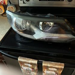 2 Headlights For 2013 /2017  Vw Tiguan