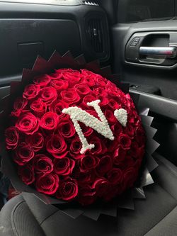 Ramo buchón rose bouquet 75 roses rosas