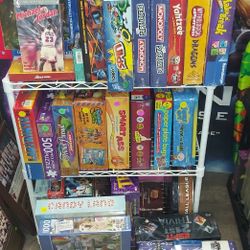 Board GAMES AND PUZZLES