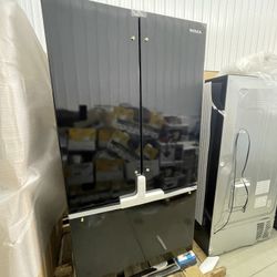 Full Size Refrigerators 