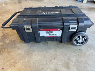 Husky Heavy Duty Rolling Toolbox