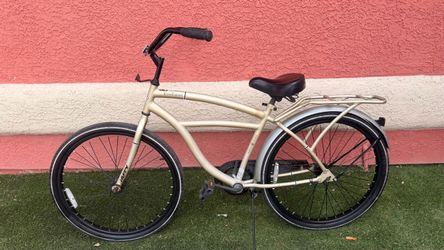 Woodhaven huffy cruiser bike