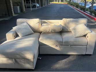 Couch that turns into bed
