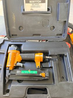 Bostitch 2-in-1 18g Brad Nailer Kit