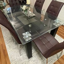 Dining table ( Glass ) 