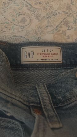 Gap shorts