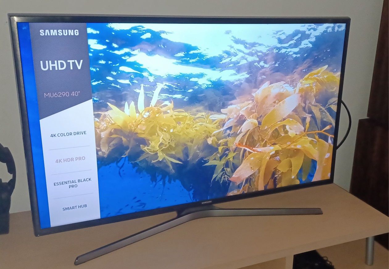 Samsung Smart 40" Class MU6290 4K UHD Tv
