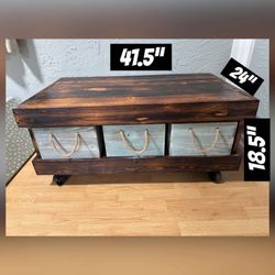 Pallet Coffee Table And 3 End Tables 