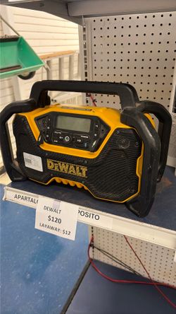 Dewalt jobsite radio ‼️ASK FOR DIANA‼️