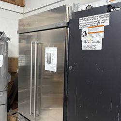 Kitchen Aid.. Stainless Steel.. Built In. Refrigerator 42”