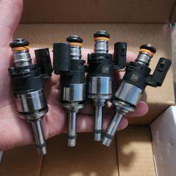Ford Fuel Injectors