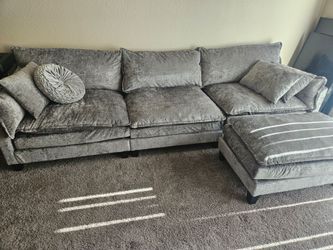 Grey Sectional - Brand New (Retails $799)