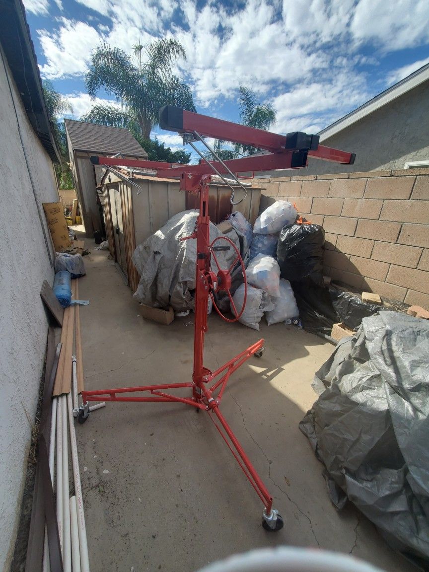 Haulmaster 150 Lb Drywall Panel Hoist 11' 5 Max Lift Height for Sale in