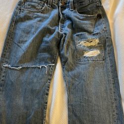 Levi’s 501 Stylish Jeans Size 34x32 -Used 