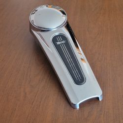 Harley-Davidson 2008-2023  Road Glide Dash Console with lid 69214-08. 
Pre-owned, please see the photos.
Weight 4lb plus shipping materials.