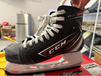 Ice skates size 5