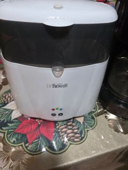 Dr. Brown's
Deluxe Baby Bottle Sterilizer