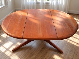 D-Scan Teak High Quality MOM Table