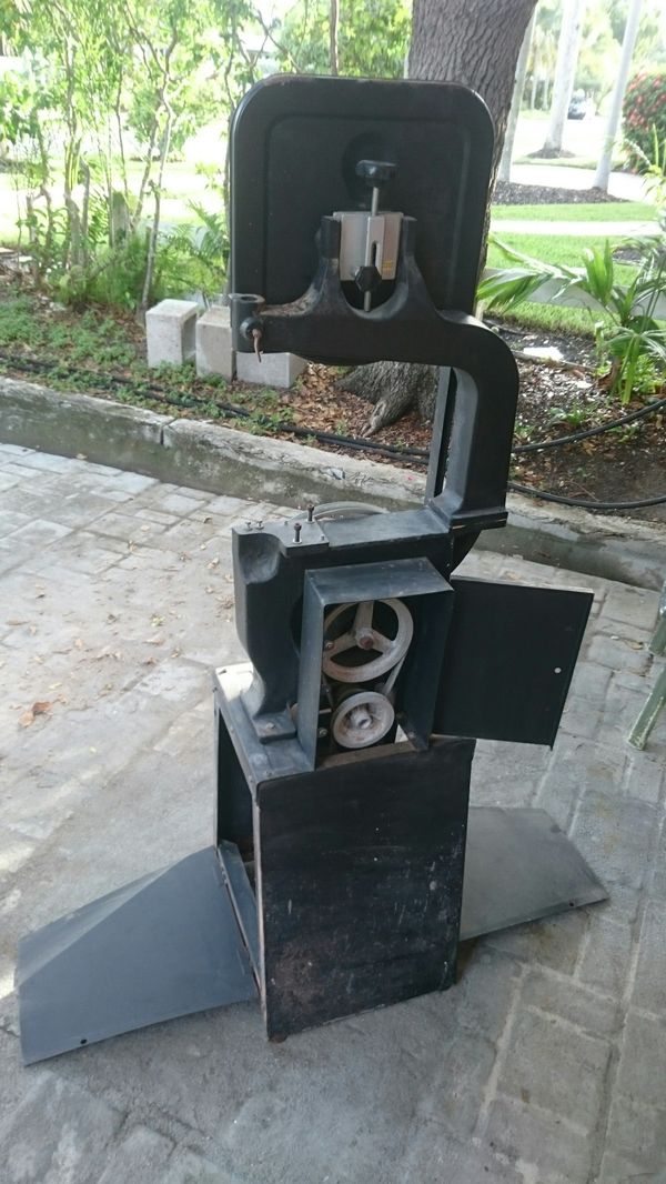 Sheng Tsai 14" bandsaw for Sale in Oakland Park, FL - OfferUp