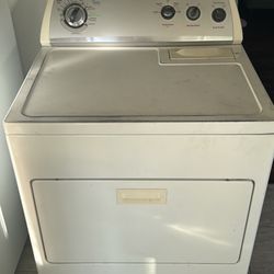Whirlpool dryer in excellent condition🔥