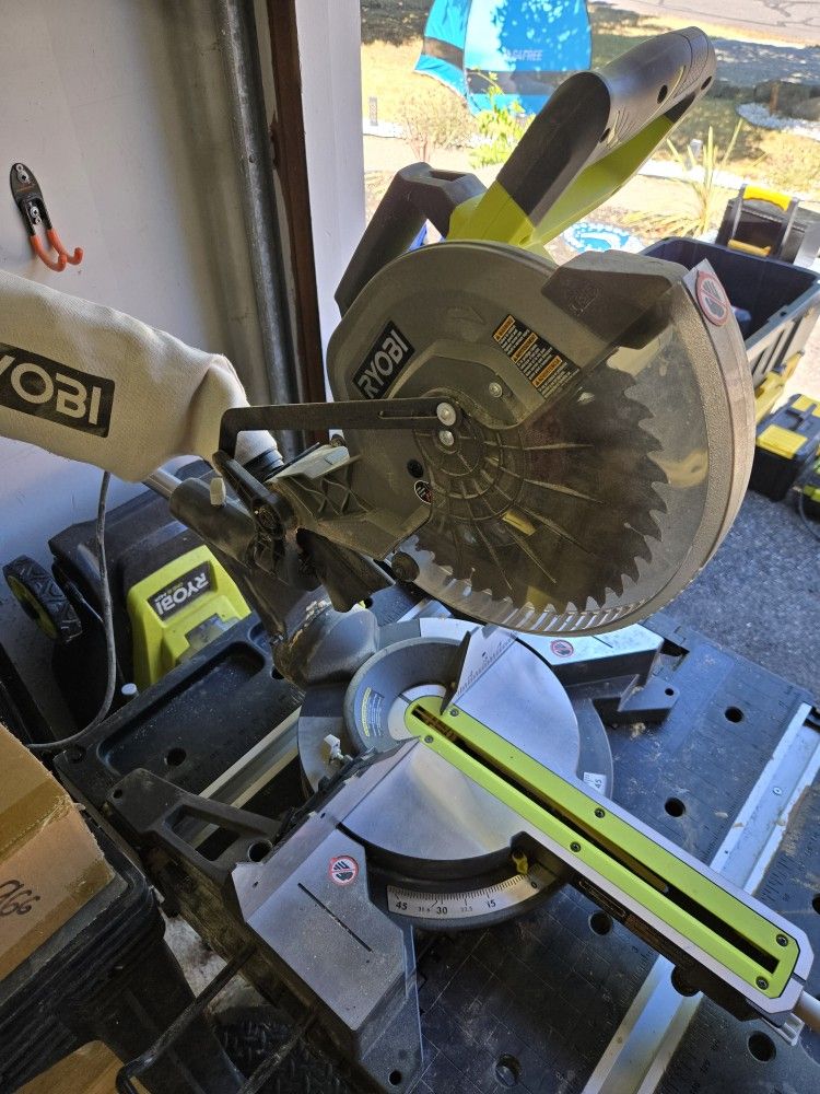 15amp Sliding Ryobi Miter Saw, 10in. Blade, Corded