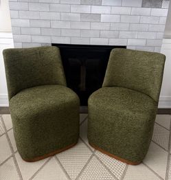 Markwart Upholstered Caster Dining Chair (Set of 2) brand new