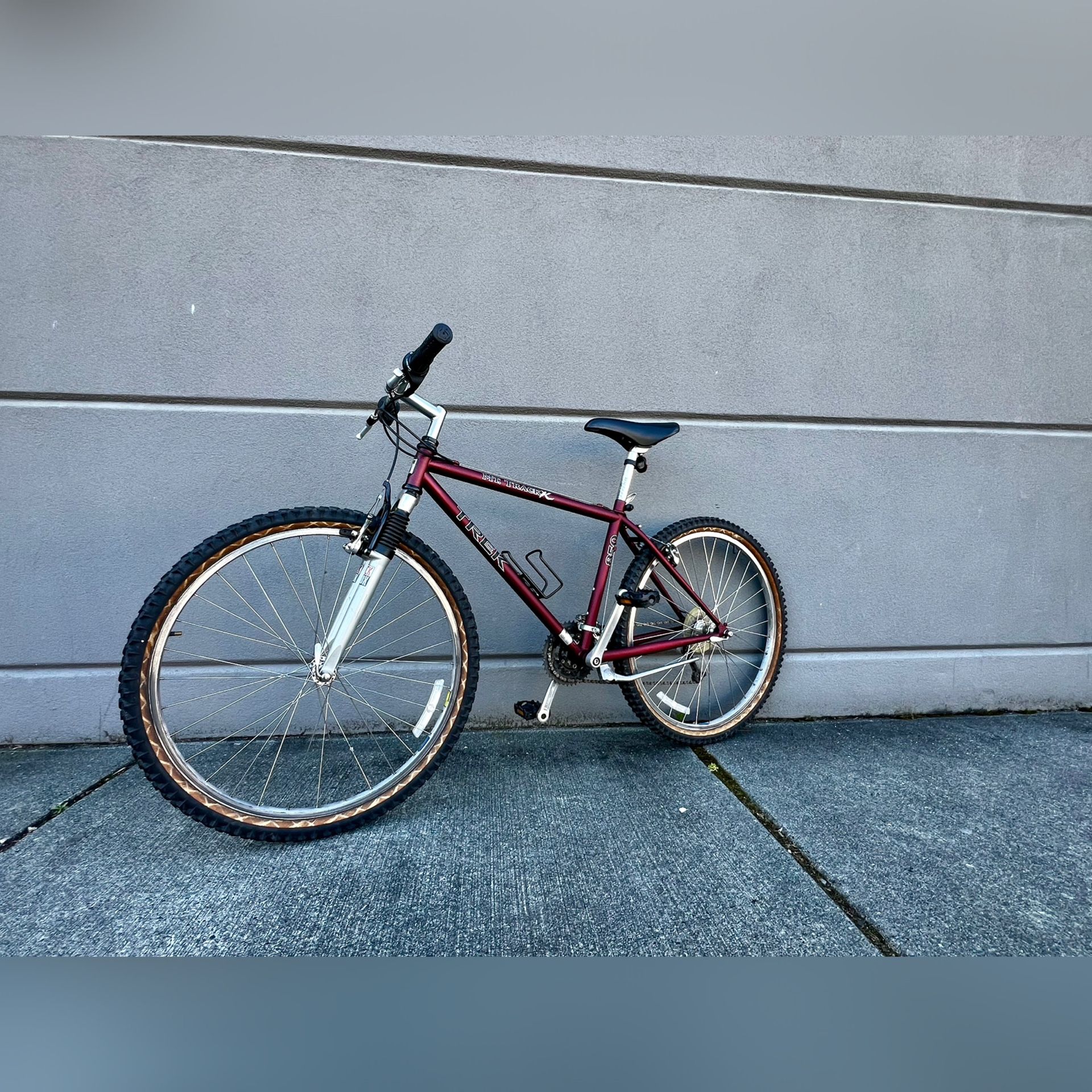 Trek 26 21 Speed Hybrid Mountain Bike 14” 6061 Aluminum