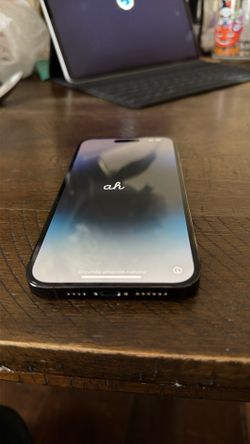 iPhone 14 Pro Max 128GB — Unlocked / Clean / 86% Battery