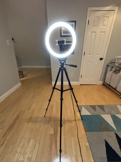 Sensyne 10” Ring light w/extendable tripod