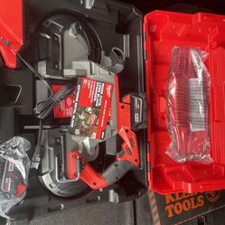 Milwaukee 18v Variable Speed Cordless Bandsaw