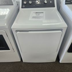 7.2 cu. ft vented Electric Dryer in White with Auto Dry and Extended Tumble