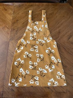 Like New Shein Pinafore or Jumper Dress in Like New Condition - Large - Floral Pattern